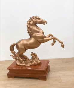 A horse statue made of pure copper